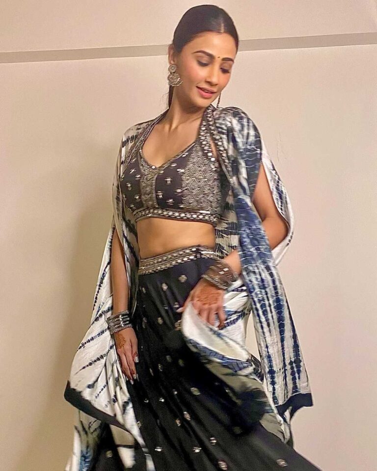 Daisy Shah Height, Weight, Age, Family, Photos, Birthday, Husband