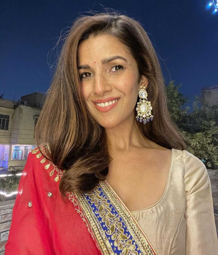 Nimrat Kaur Height, Birthday, Age, Husband, Family, Photos, Net Worth ...