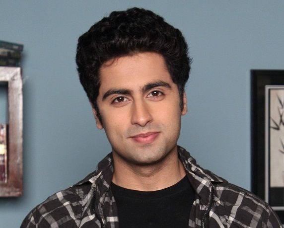 Ankit Gera (Actor) Family, Photos, Net Worth, Height, Age, Date of Birth, Wife, Girlfriend, Biography