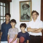 aung-san-suu-kyi-with-his-husband-and-children