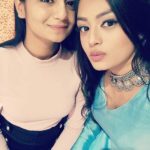 Samiksha Jaiswal with her sister