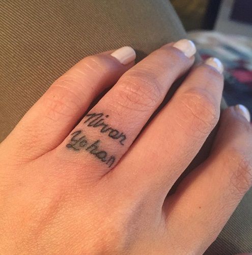 Seema Khan's Tattoo on Finger